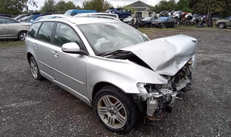 VOLVO V50 1.6 D accidenté